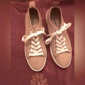 Steve Madden Sneakers